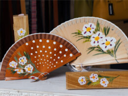 Abanico pintado a mano